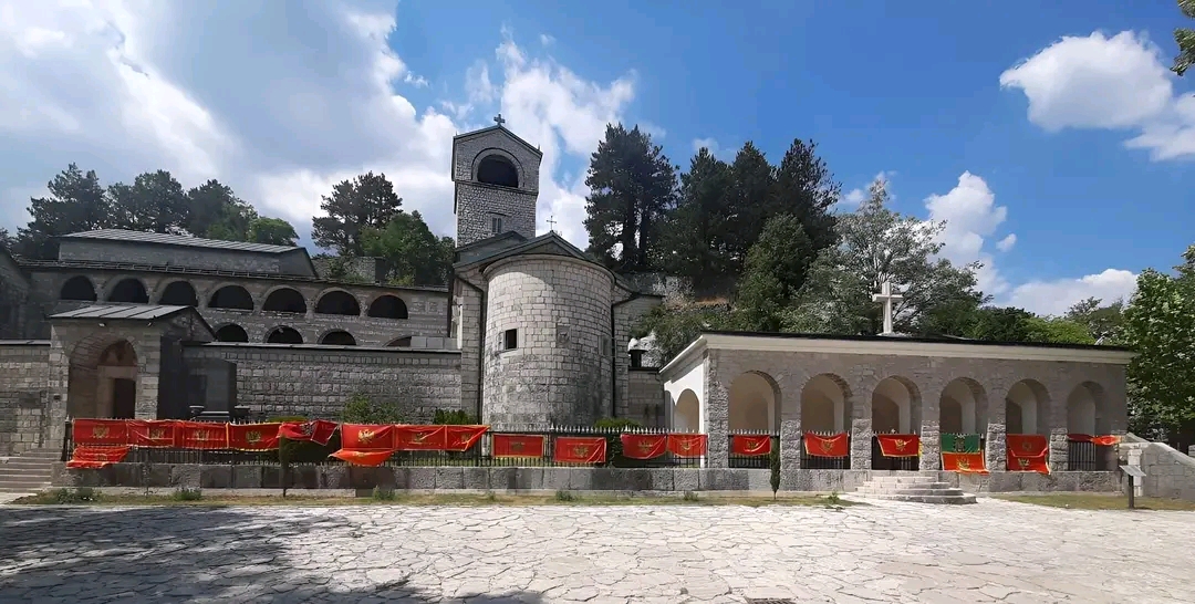 Čukić o napadu ispred Cetinjskog manastira: Očigledan vid provokacije
