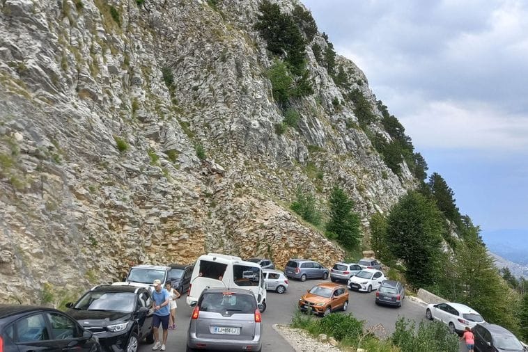 Opasnost od stijene u NP Lovćen: Prijeti urušavanjem i padom na dio kolovoza