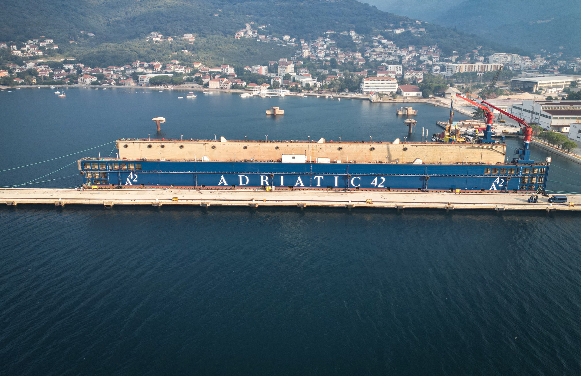 Adriatic 42 na Sajmu nautike u Monaku