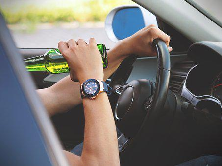 Uhapšeno 13 osoba zbog vožnje u alkoholisanom stanju, kod dvoje izmjereno preko dva promila
