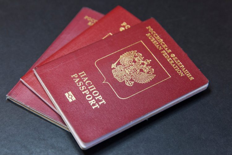 Baltičke zemlje i Poljska zabranile ulazak ruskim državljanima
