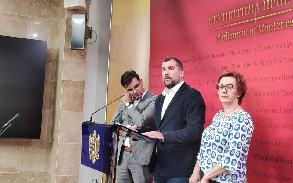 Krapović: Bez saglasnosti za naš prijedlog da Bošnjak i Borovinić Bojović dobiju najvažnije funkcije