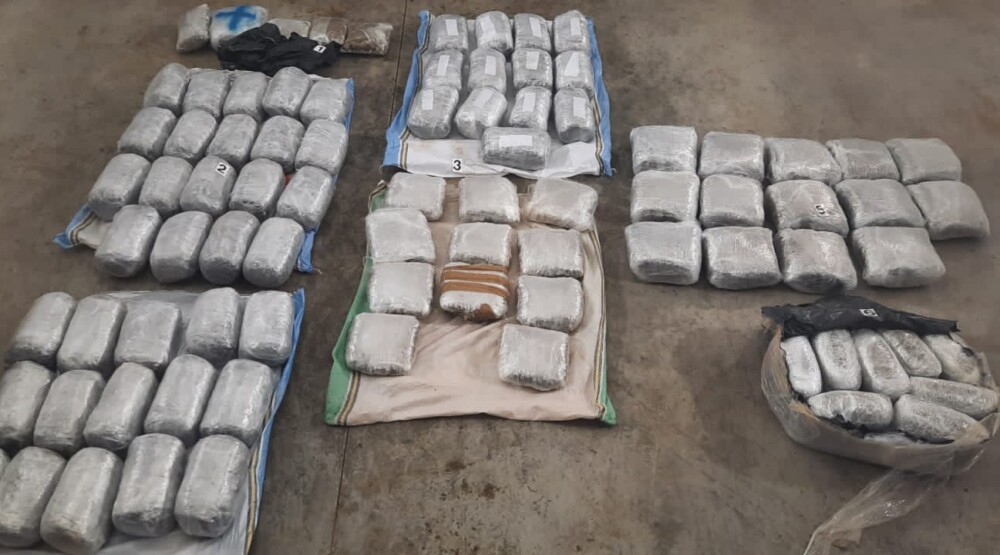 Prodgičanin uhapšen sa 85 kilograma marihuane, drogu prevozio na zadnjem sjedištu vozila