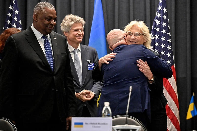 Amerika odobrila paket oružja Ukrajini u vrijednosti od 675 miliona dolara