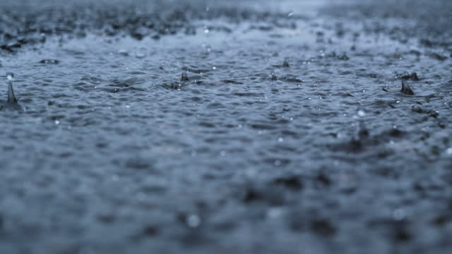 Veliko nevrijeme u Podgorici, dio grada dvadesetak minuta bio bez struje i vode