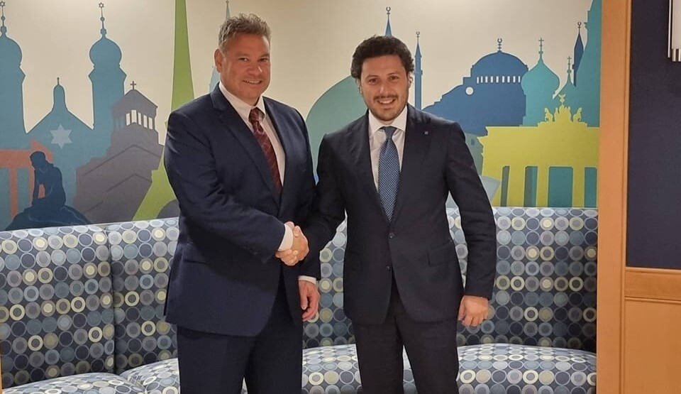 Abazović sa Eskobarom: Garant smo nastavka prozapadnog i proevropskog kursa zemlje i beskompromisne borbe protiv korupcije i organizovanog kriminala