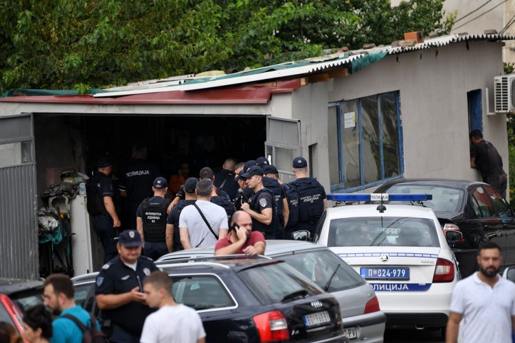Talačka kriza: Otmičar iz Beograda se predao policiji