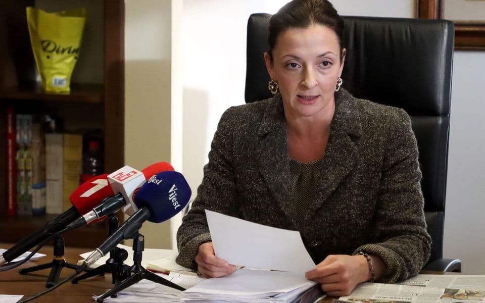 PETRIČEVIĆ: Evidencija o skladištenju cigareta u Slobodnoj zoni Luke Bar je poništena!