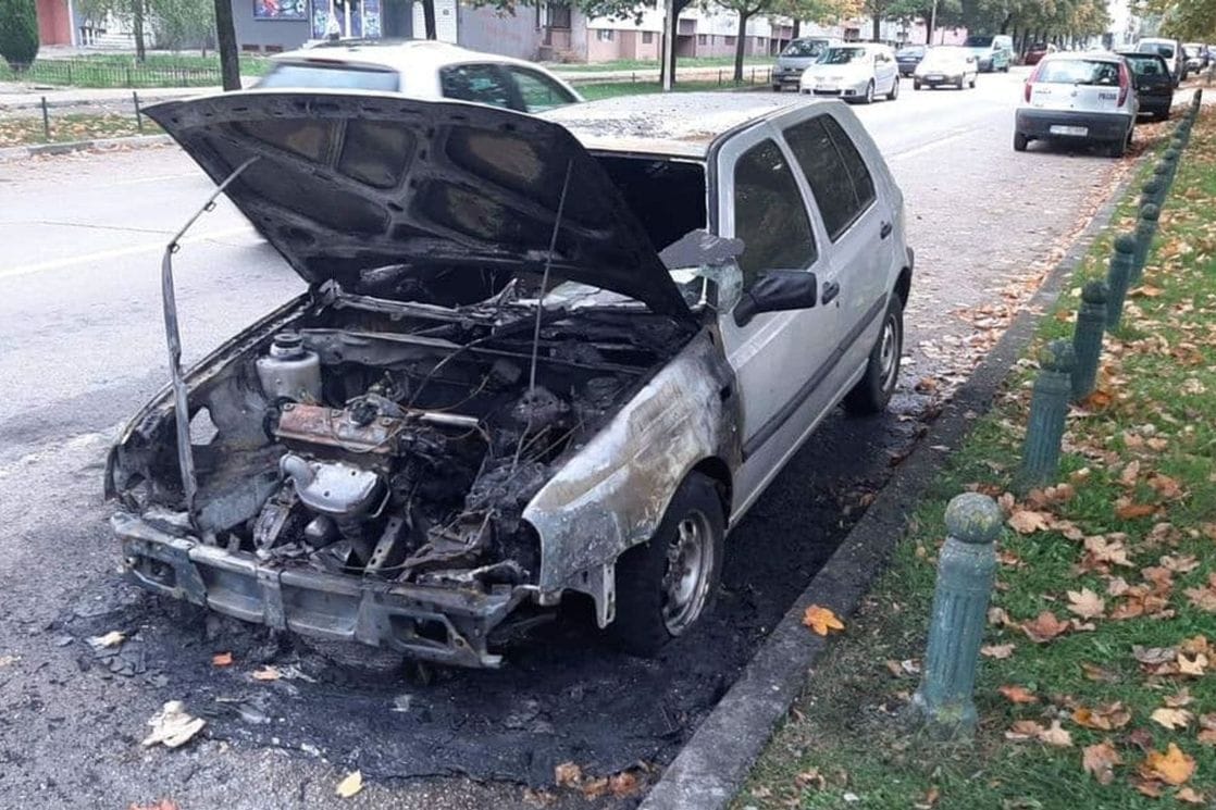 U Nikšiću tokom noći izgorjelo vozilo