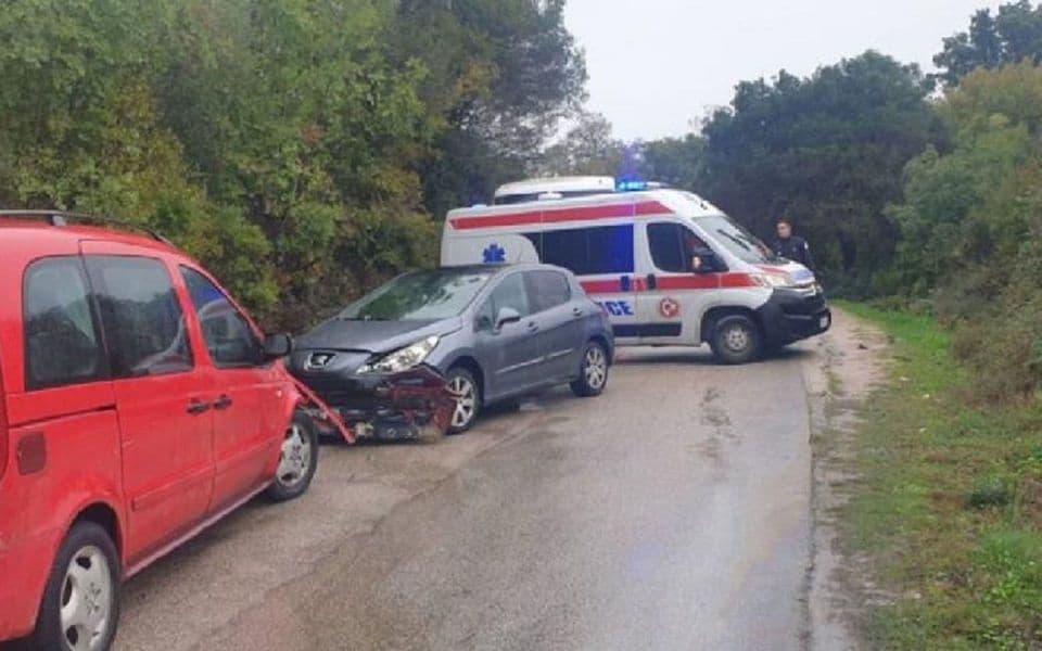 Udes u Mrkojevićima, putnici lakše povrijeđeni