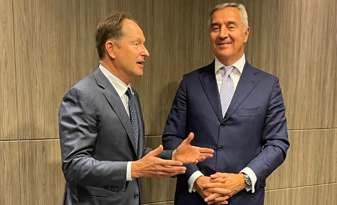 Đukanović razgovarao sa Bžezinskim tokom posjete Poljskoj