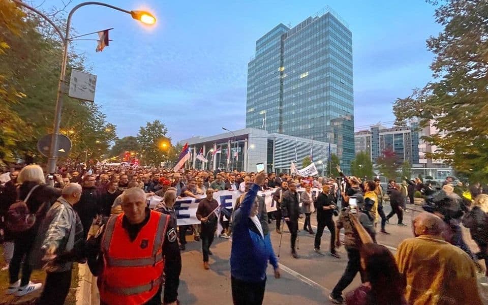 Banja Luka: Hiljade ljudi protestuje zbog navodne izborne krađe