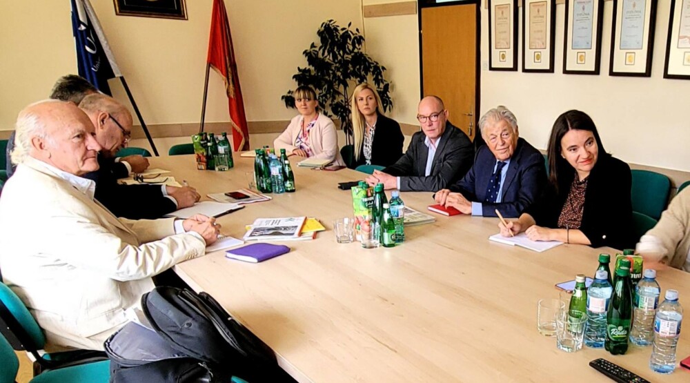 MPŠV i Fondacija Petrović Njegoš: U planu otvaranje konzervatorijuma za genetičke resurse u pčelarstvu