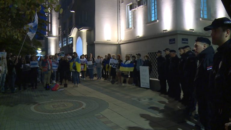 U Beogradu protest protiv bombardovanja Ukrajine