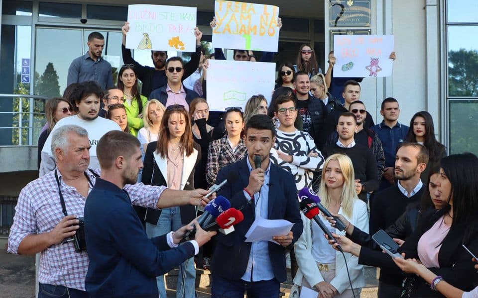 Traže plate, ali i bolji status visokoškolaca