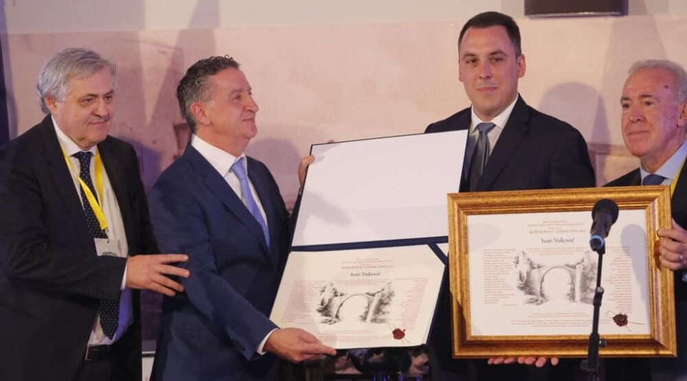 Vuković primio nagradu Mostar Peace Connection 2022