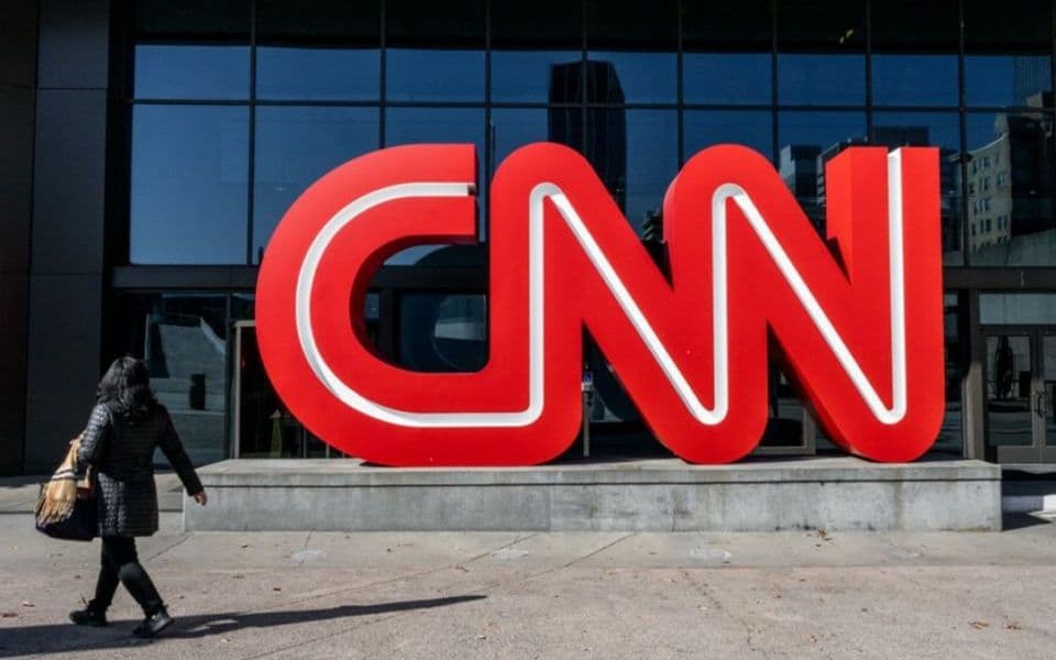 Voditelji CNN-a pozvani da za Novu godinu manje piju tokom prenosa dočeka