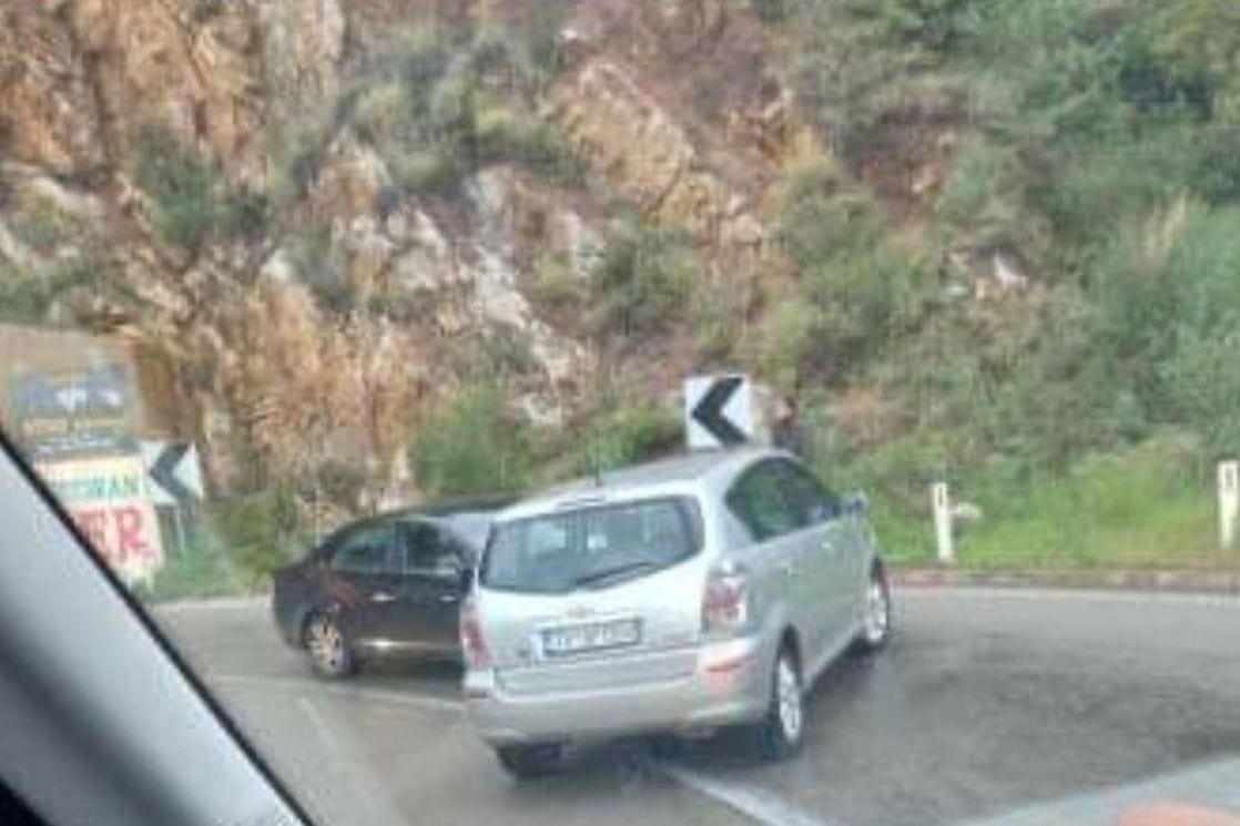 Saobraćajna nezgoda na ulazu u Budvu
