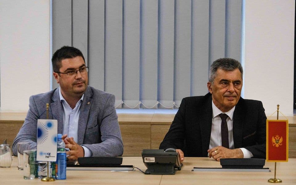 CEDIS, EPCG I RUDNIK UGLJA FORMIRALI 36 KOMISIJA: Potrošili 2,4 miliona eura, rezultat nula