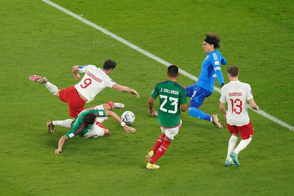 Svejtsko prvenstvo u fudbalu: Još jedan meč završen bez golova, Meksiko – Poljska 0:0
