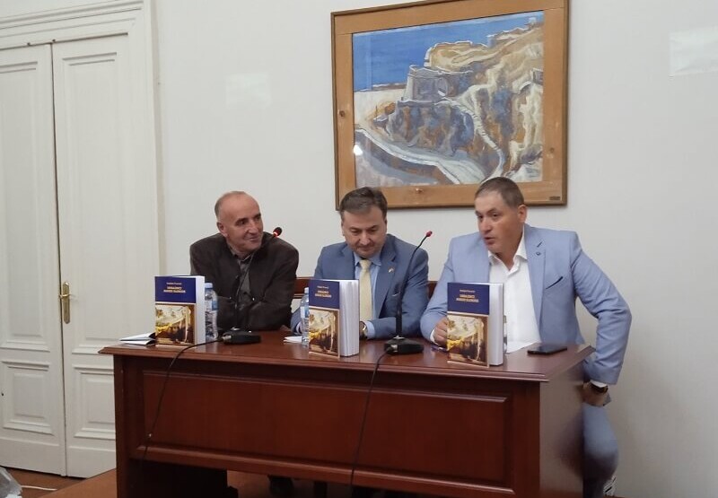 Knjiga ”Ukrajinci narod slobode” predstavljena u biblioteci Đurđe Crnojević