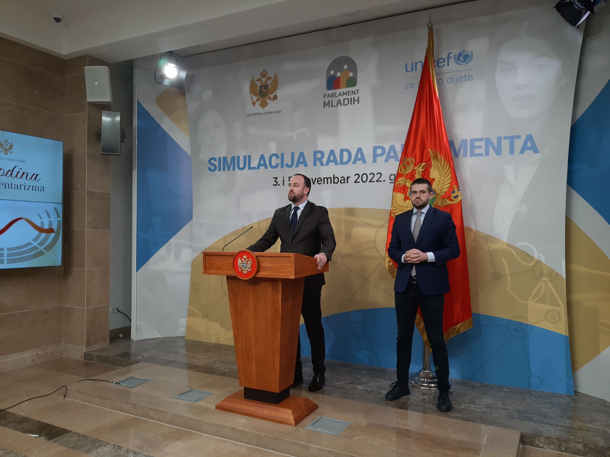 Nikolić: Ako Zakon o predsjedniku uđe u pravni poredak, besmisleno je boraviti u institucijama