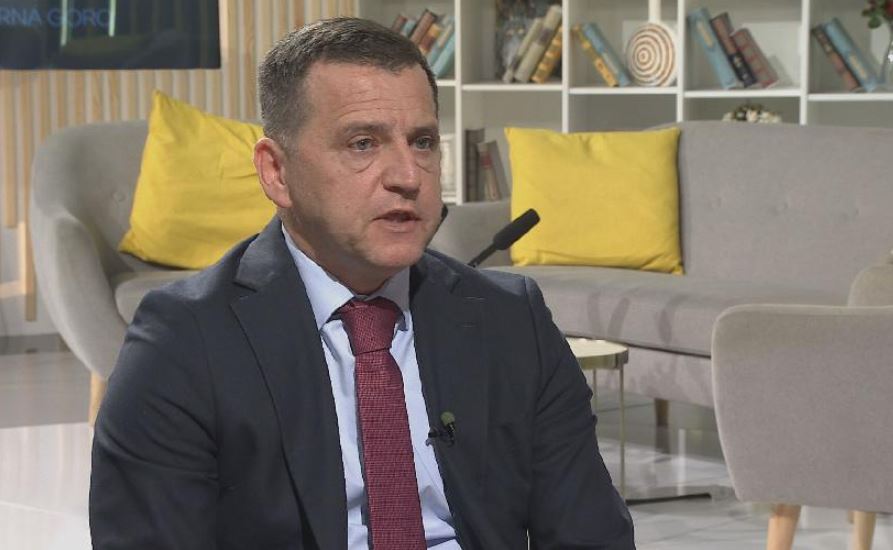 Vojinović: Nastavljamo pregovore o povećanju plata, optimista sam
