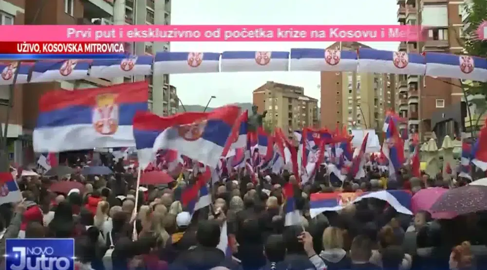 Održan protest Srba u Sjevernoj Mitrovici: Nećemo dozvoliti protjerivanje sa ovih prostora