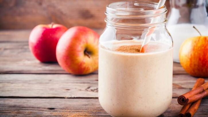 Smoothie od jabuka i orašastih plodova