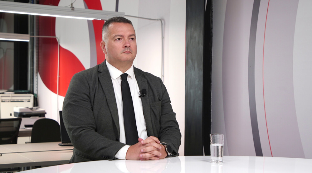 Vuksanović: Protesti izraz nezadovoljstva, izbori jedino rješenje