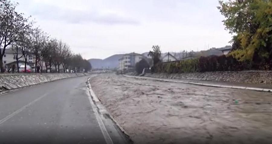 Srbija: Izlilo se više rijeka, utopilo se dvogodišnje dijete