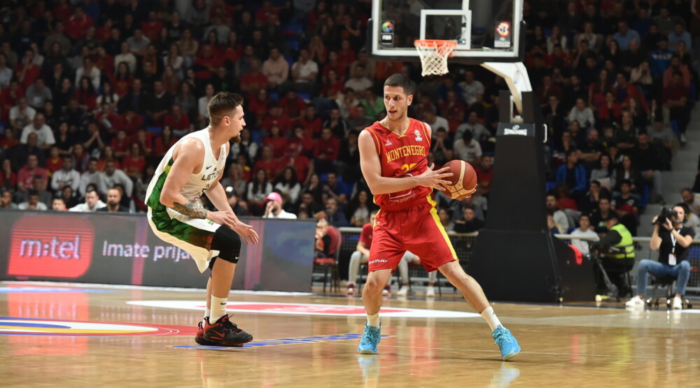 Košarka: Crna Gora izgubila od Litvanije, ali nade za Mundobasket ima i dalje