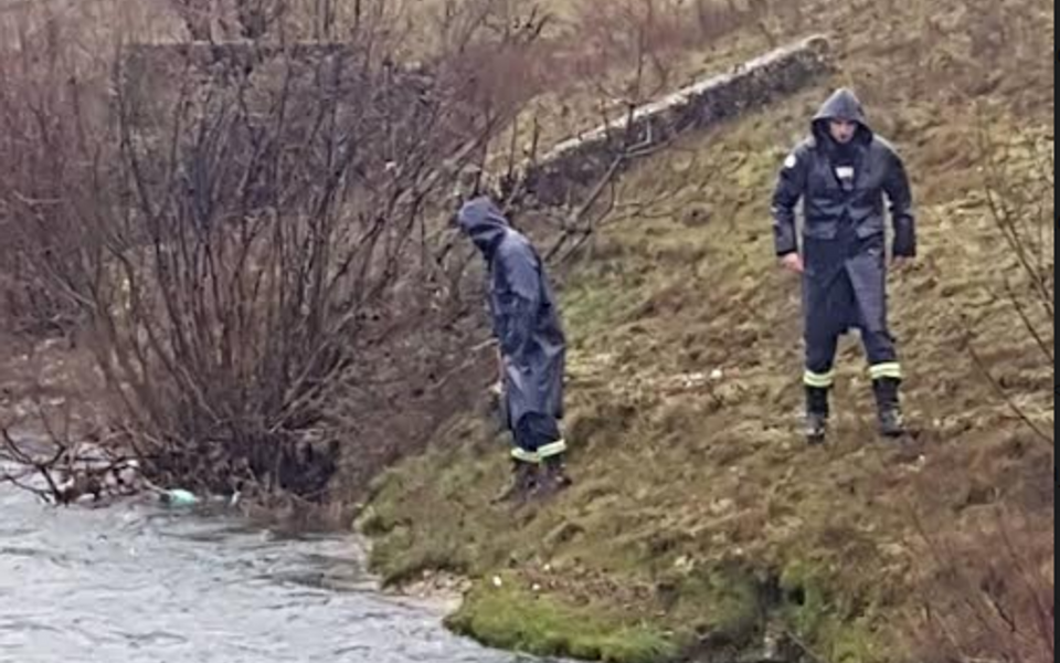 Nikšić: Jedna osoba skočila u Bistricu, vatrogasci pretražuju korito rijeke