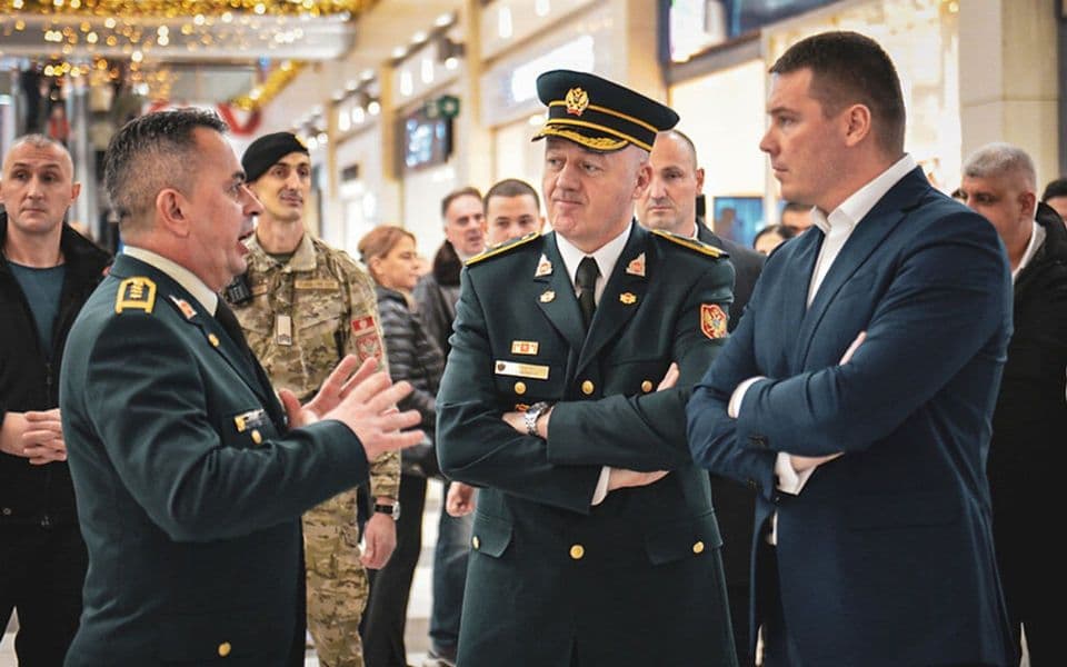 Adžić: Vojnički poziv jedan je od najplemenitijih