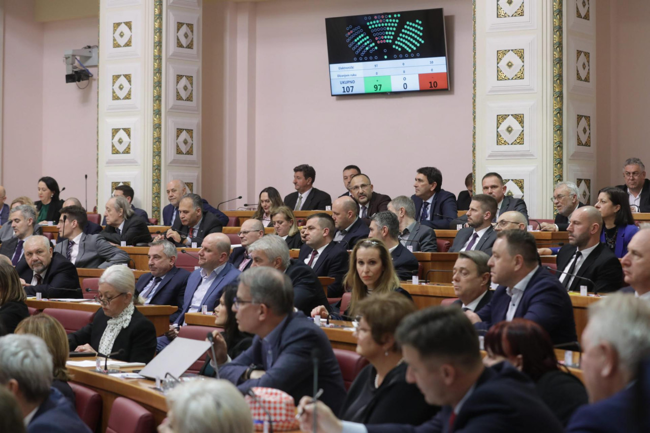 Plenković nije uspio skupiti 101 glas: Poslanici protiv obuke ukrajinskih vojnika u Hrvatskoj