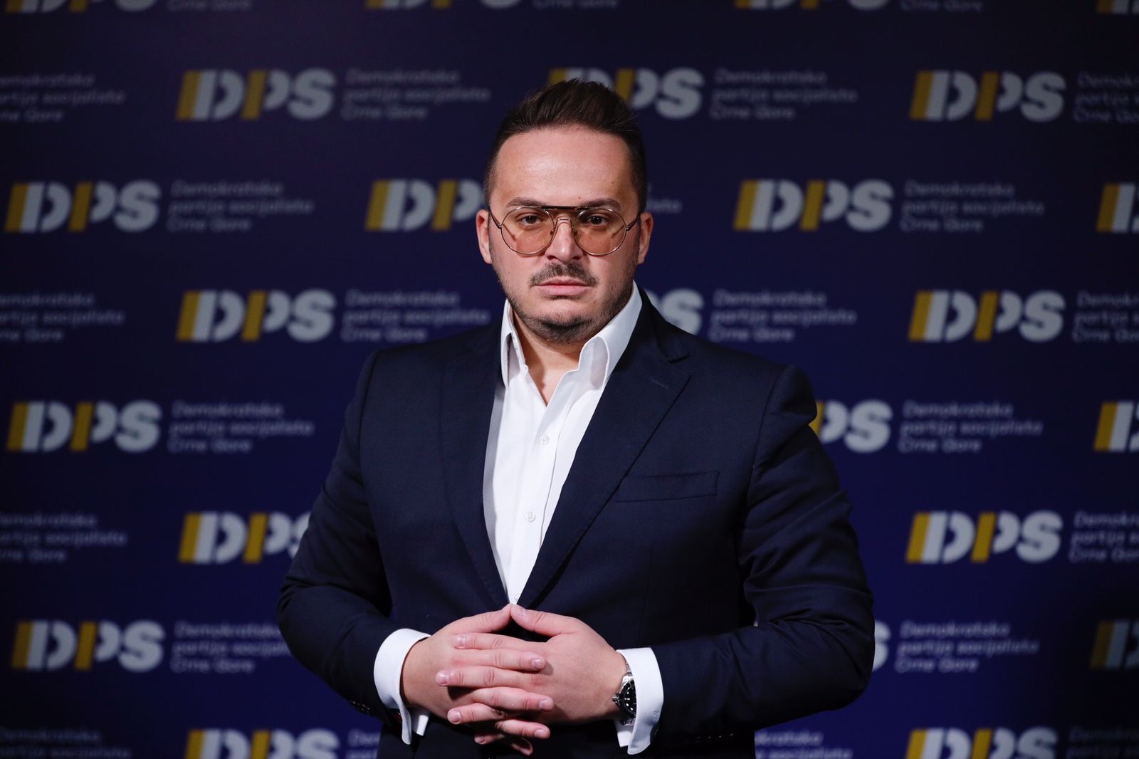 Pavićević: Bošnjak priznala da je kao privilegovana po povoljnim uslovima dobila stan, platila ga čitavih 12.757,50 eura