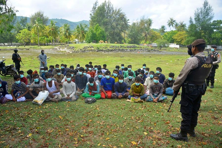 Na plaži u Indoneziji nađeno 58 izgladnjelih Rohindža muslimana