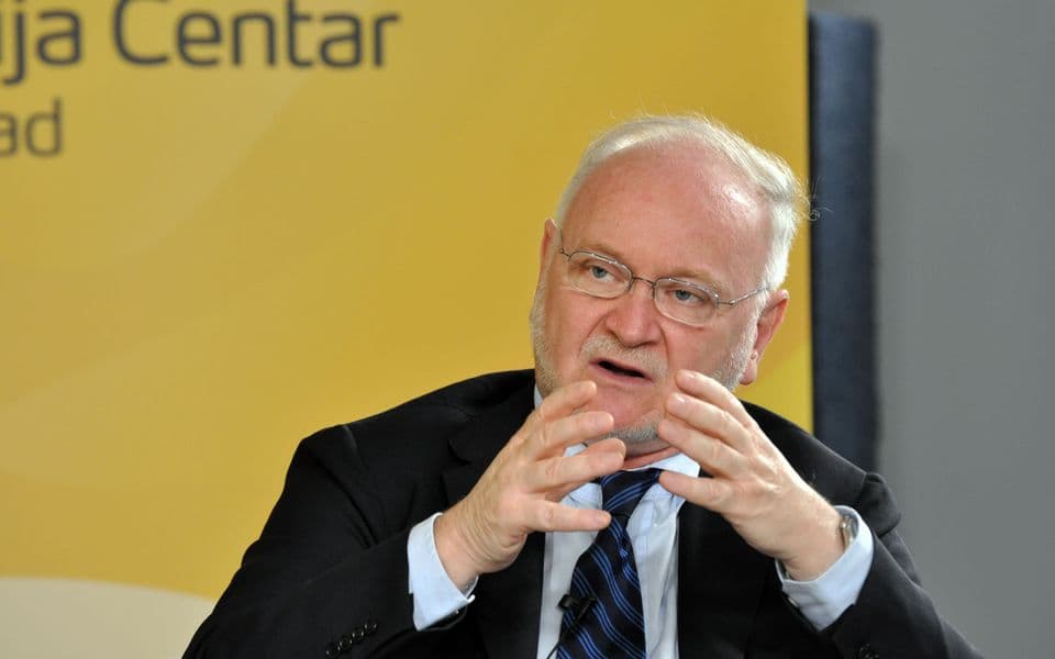 Korać: Bijes Vučića i naimenovanje Vulina pokazuju da je Srbija sve dalje od EU