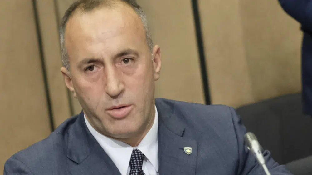 Haradinaj: Kurti ne može da daje rokove Kfor-u a Vučić da pozove Srbe da uklone bariikade