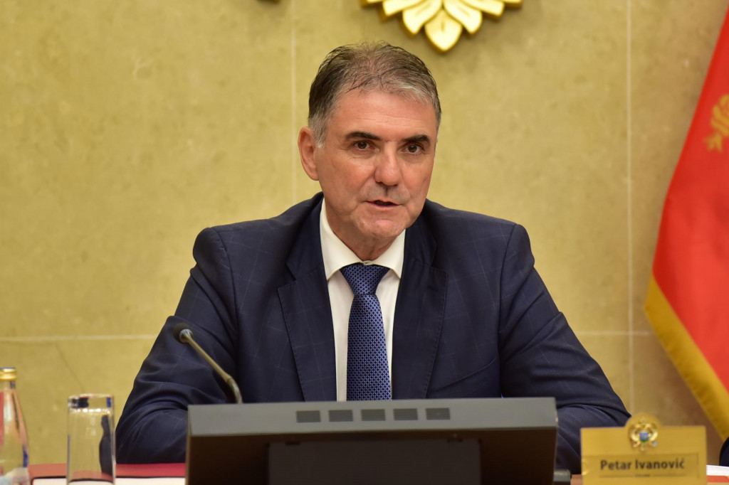 Odbijena tužba Petra Ivanovića: Utvrđeno da je za jedan dan uzeo sedam dnevnica