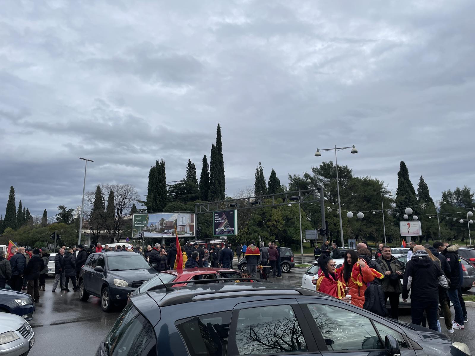 Danas blokade saobraćaja u tri grada: Nakon gaženja Ustava dužnost je braniti zemlju