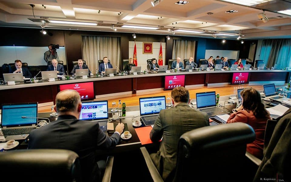 Vlada nastavlja sa subvencioniranjem računa za struju