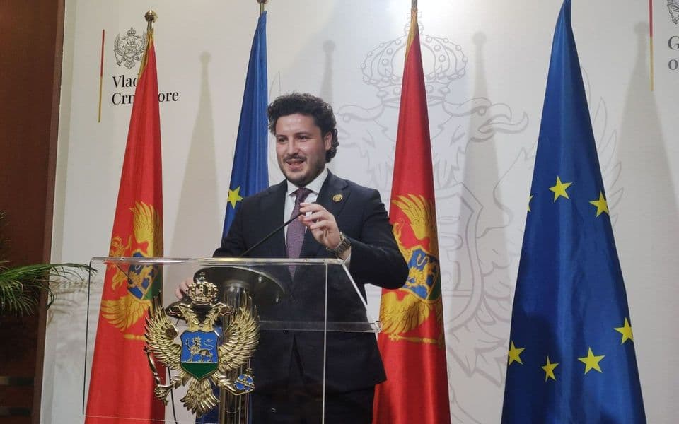 Abazović nakon sastanka sa Fajon: Fokus u narednih 15 dana isključivo na izboru sudija Ustavnog suda