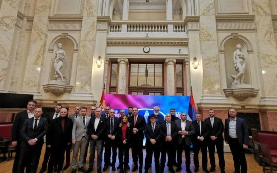 Crnogorsko društvo “Lovćen”: Biljeg izdaje i poltronstva niko vam nikad neće skinuti sa obraza
