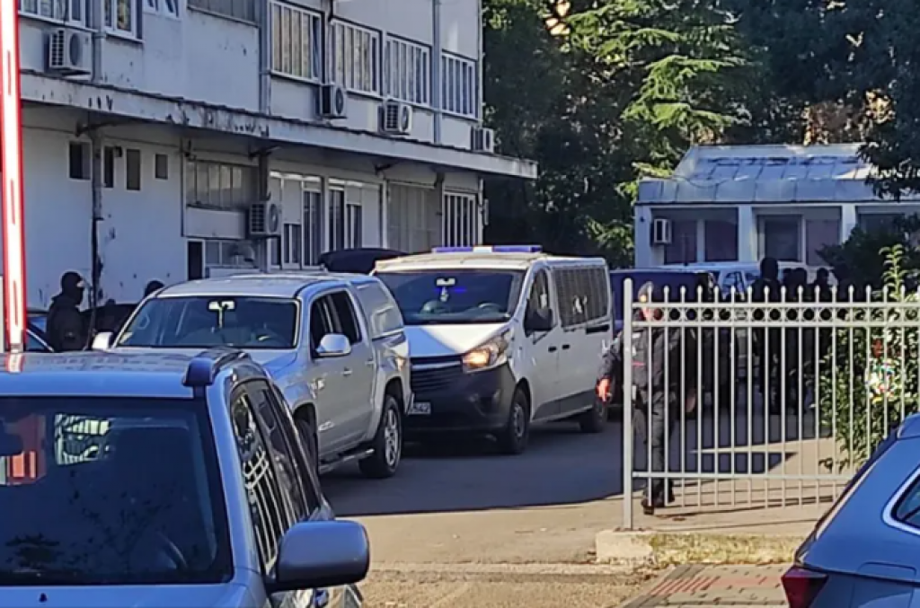 Specijalni tim policije u Baru