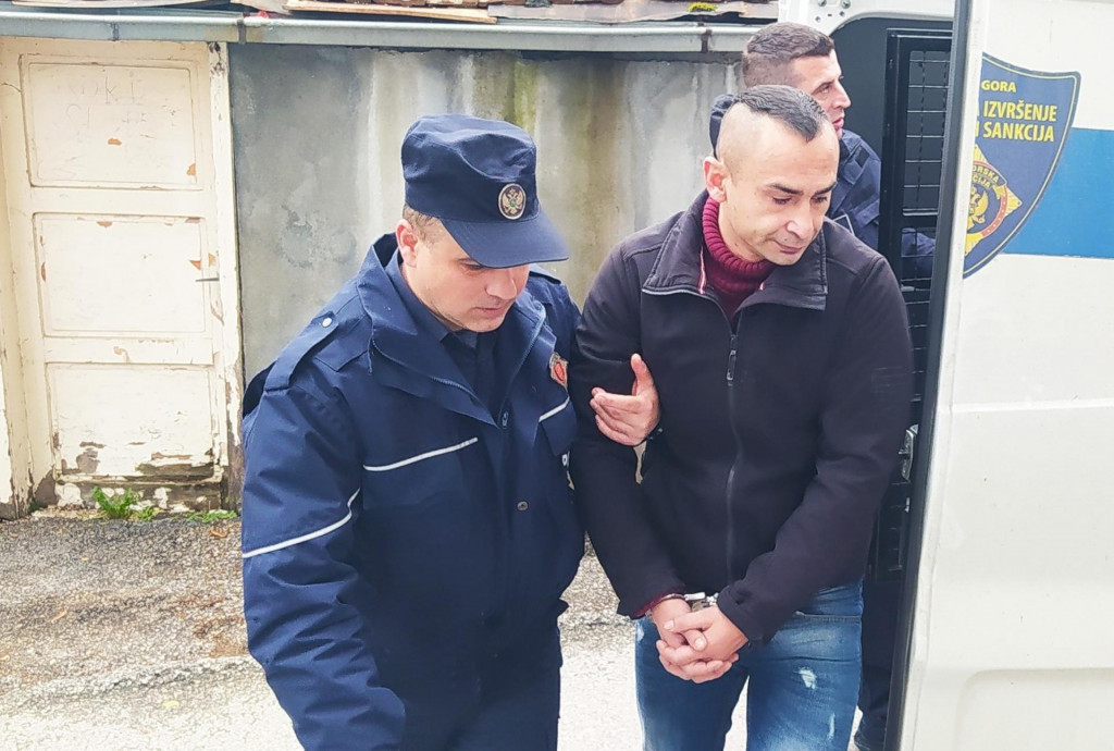 Suđenje u Bijelom Polju: Osumnjičen da je djevojčicu silio na brak, vukao je za kosu i šamarao po licu