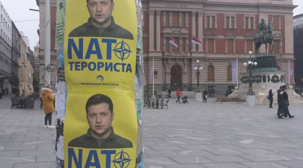 U Beogradu leci na kojima piše da je Zelenski ‘NATO terorista’