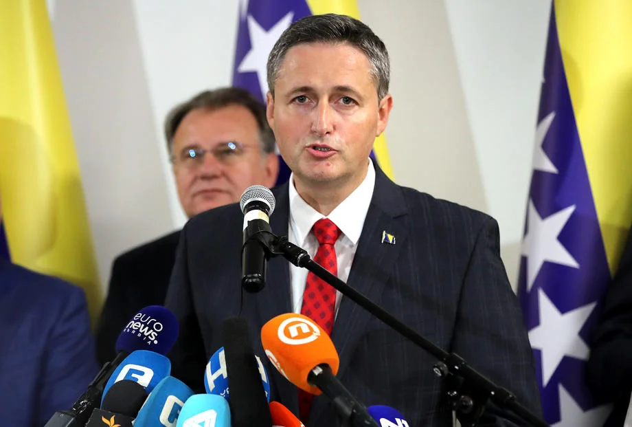 Bećirović zabranio da se ruski ambasador pozove na proslavu Dana nezavisnosti BiH