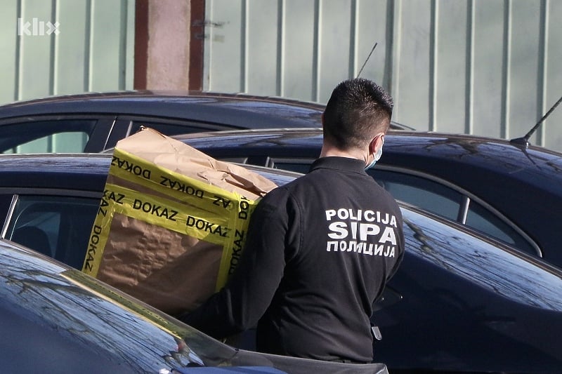 Detalji akcije SIPA-e: Pretreseno devet visokoškolskih ustanova, zaplijenjeno 75 studentskih dosijea
