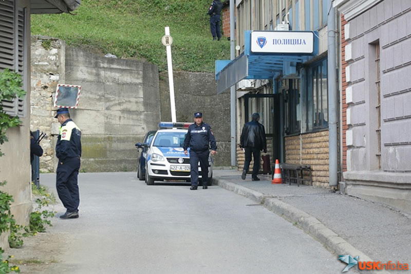 Pucnjava u Policijskoj upravi Zvornik, ranjen policajac